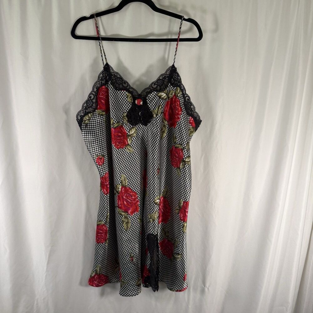 Solange Satin Night Dress Women's 2X Black White Red Rose Lace Slip Lightweight